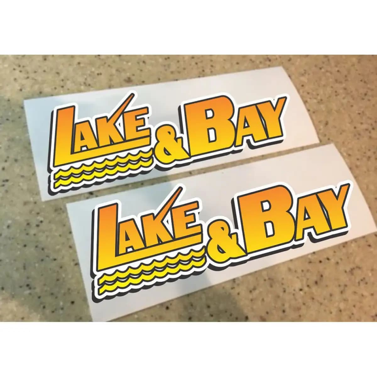 Lake & Bay 16 - Universal Logo Deca