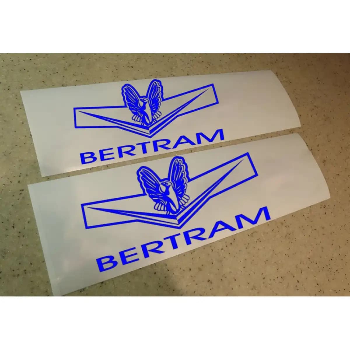 BERTRAM 14 - Universal Logo Deca